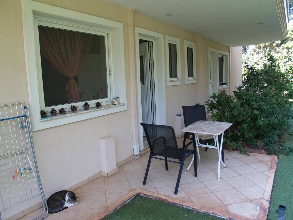 Villa Verde Apart-Hotel Nea Makri Exterior photo